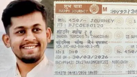 નીર છાડવાના ખિસ્સામાંથી મળેલી બાંદરા ટર્મિનસથી ચંડીગઢની ટિકિટ.