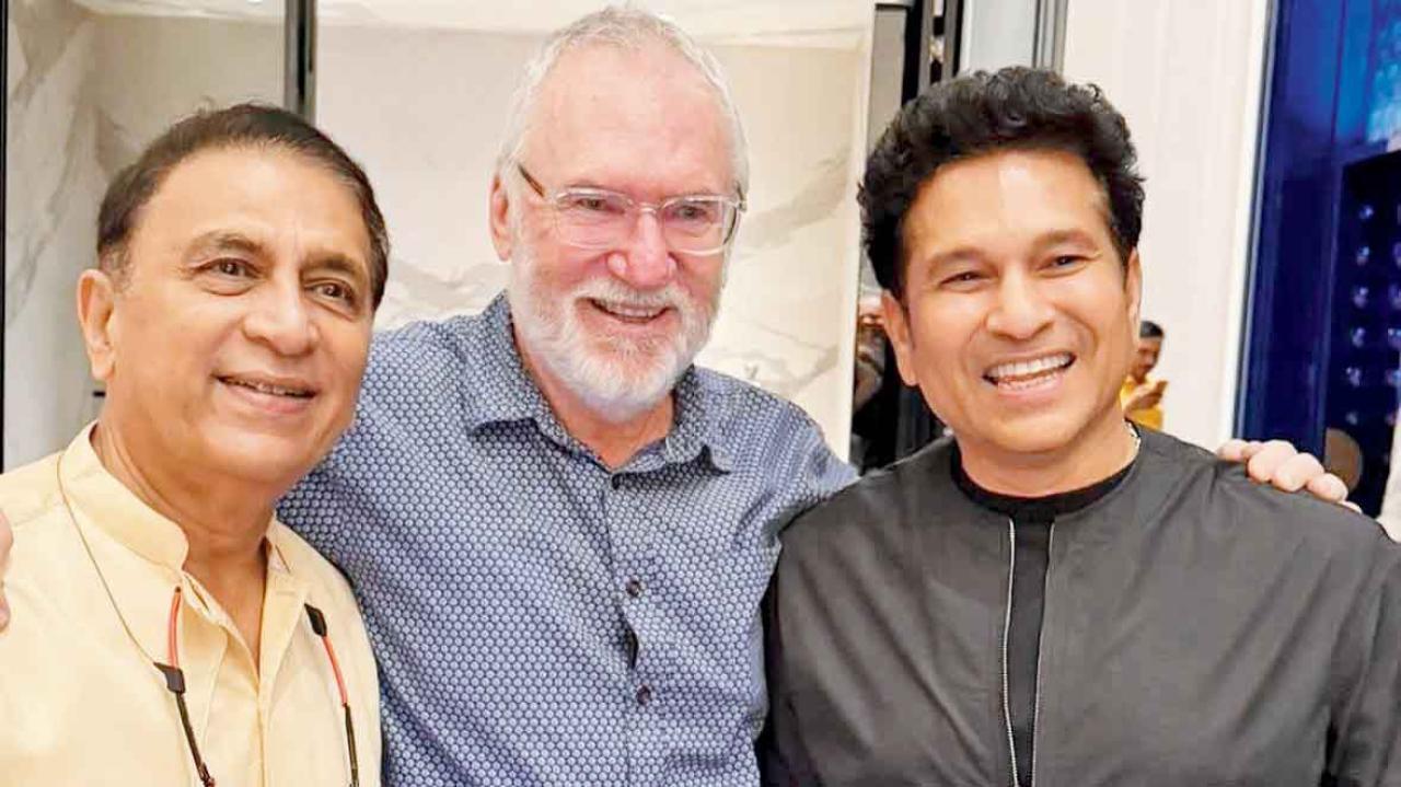 સુનીલ ગાવસકરે ગઈ કાલે રવિ શાસ્ત્રીની પાર્ટીમાંથી એક શાનદાર ફોટો શૅર કર્યો