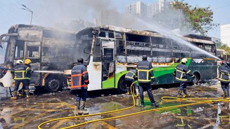 બળી ગયેલી બસ