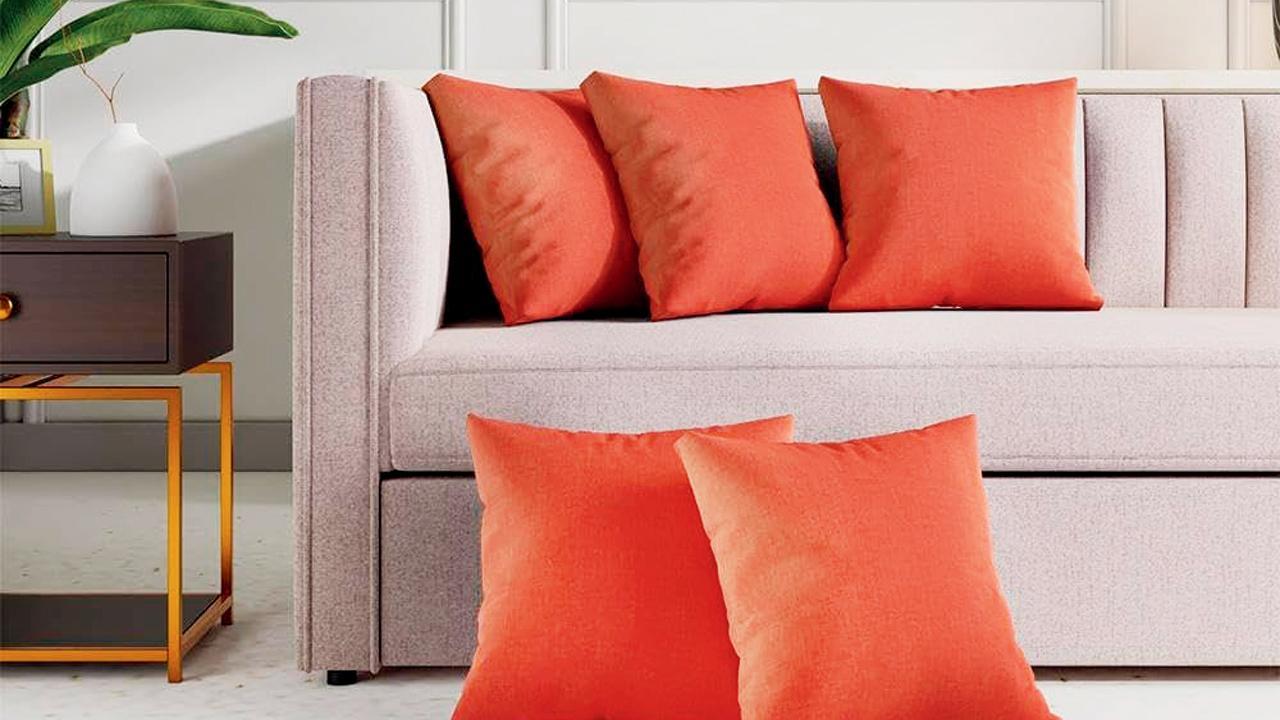 ટેરાકોટા પોતે એક ડૉમિનન્ટ રંગ છે