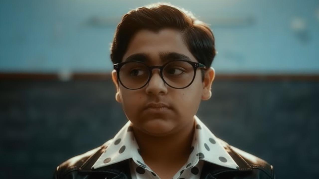 હેપ્પી બર્થડે જોશી (યુટ્યૂબ પરથી લેવાયેલ સ્ક્રીનગ્રૅબ)