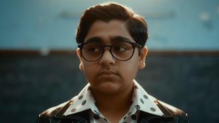 હેપ્પી બર્થડે જોશી (યુટ્યૂબ પરથી લેવાયેલ સ્ક્રીનગ્રૅબ)