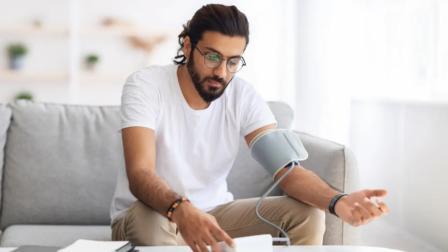 પ્રતીકાત્મક તસવીર (સૌજન્ય: મિડ-ડે)