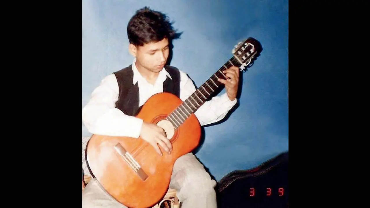 પૈચાન કૌન?