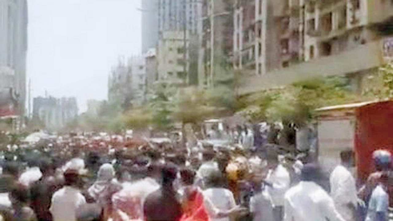 કાંદિવલીમાં ડમ્પરે ૬ વર્ષની બાળકીનો ઑન ધ સ્પૉટ જીવ લઈ લીધો