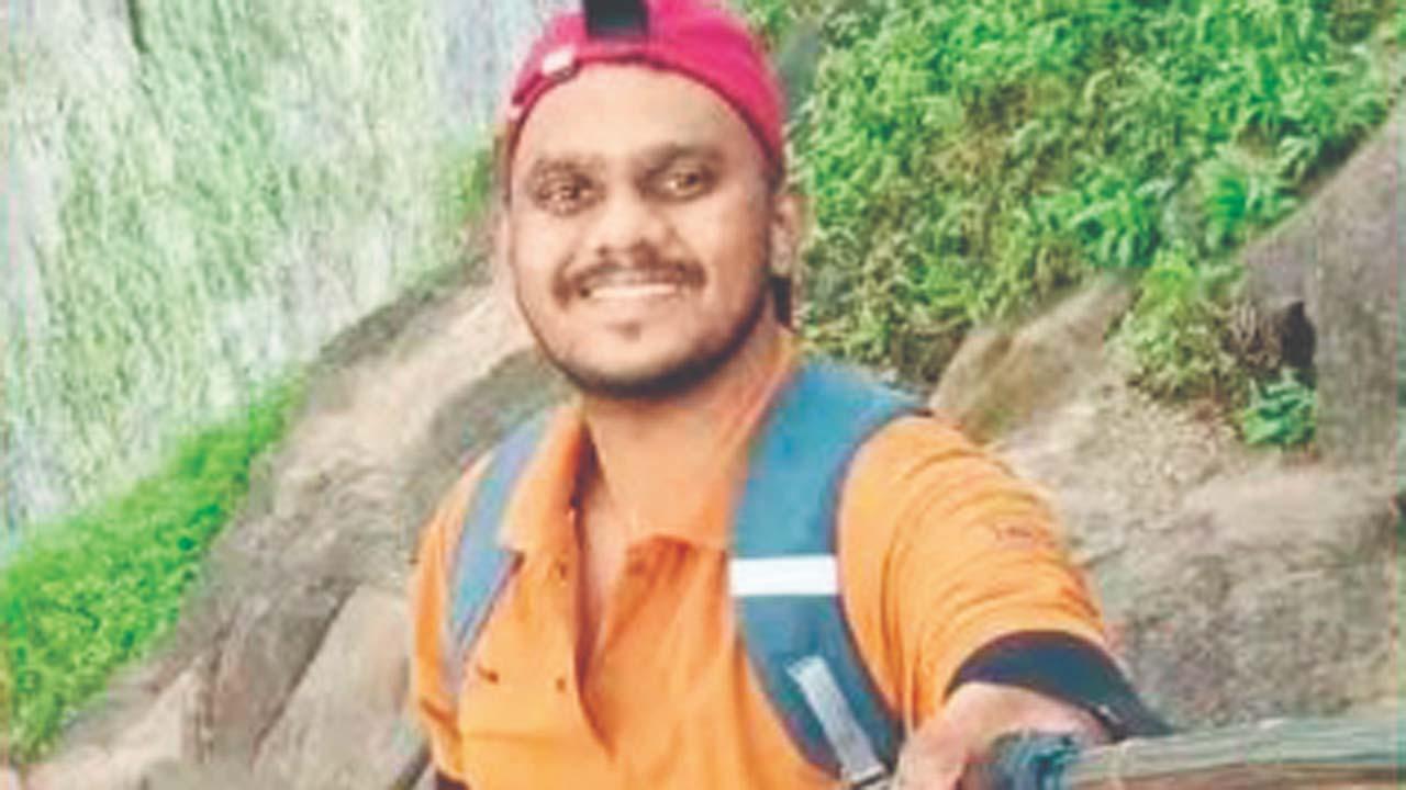 આકાશ વાઘમોડે