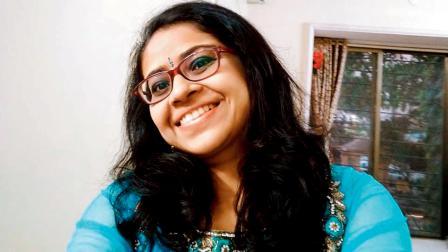 કિન્નરી શાહ KES સંચાલિત શ્રી વિઠ્ઠલદાસ સંઘવી જુનિયર કૉલેજમાં અસિસ્ટન્ટ ટીચર તરીકે કાર્યરત છે