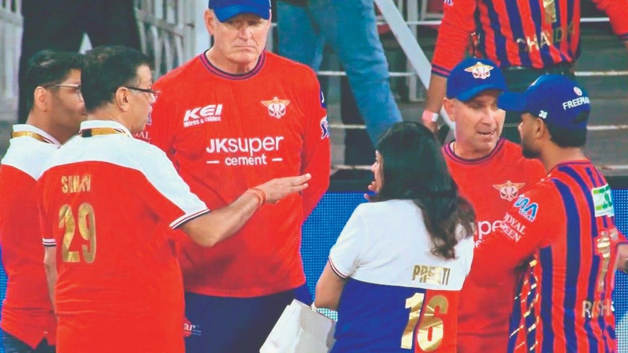 લખનઉ સુપર જાયન્ટ્સના હાર્યા બાદ માલિકે મેદાન પર કોચ-કૅપ્ટનના ક્લાસ લીધા