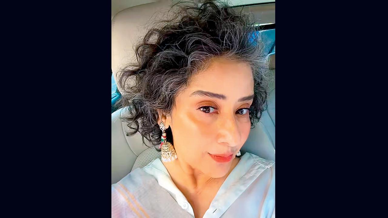 આ છે મનીષા કોઇરાલાનો લેટેસ્ટ ફેવરિટ સૉલ્ટ-ઍન્ડ-પેપર લુક