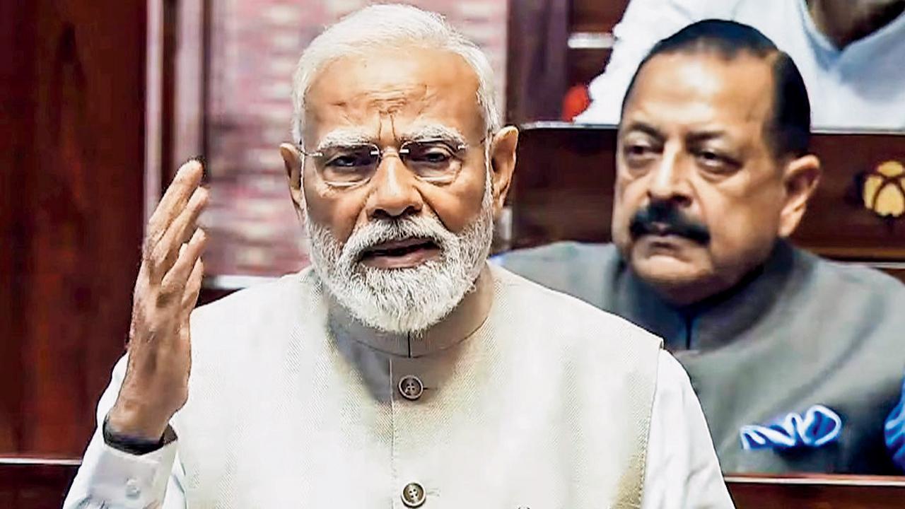 ગઈ કાલે રાજ્યસભામાં મહિલા અનામત બિલ વિશે સંબોધન કરી રહેલા નરેન્દ્ર મોદી