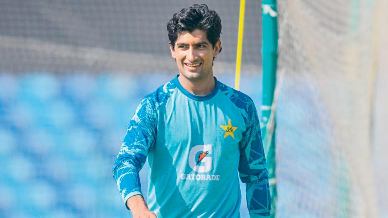 નસીમ શાહની ક્રિકેટ-કરીઅર પર લાગવાનો હતો બે વર્ષનો પ્રતિબંધ, પ્રમુખ મોહસિન નકવીએ ૬૮ લાખ રૂપિયાનો દંડ ફટકારીને બચાવ્યો