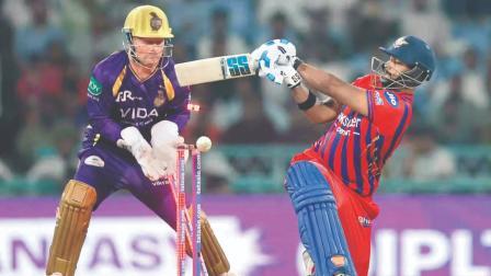 ગઈ કાલે સુપર ઓવરના પહેલા જ બૉલે બોલ્ડ થયો હતો નિકોલસ પૂરન