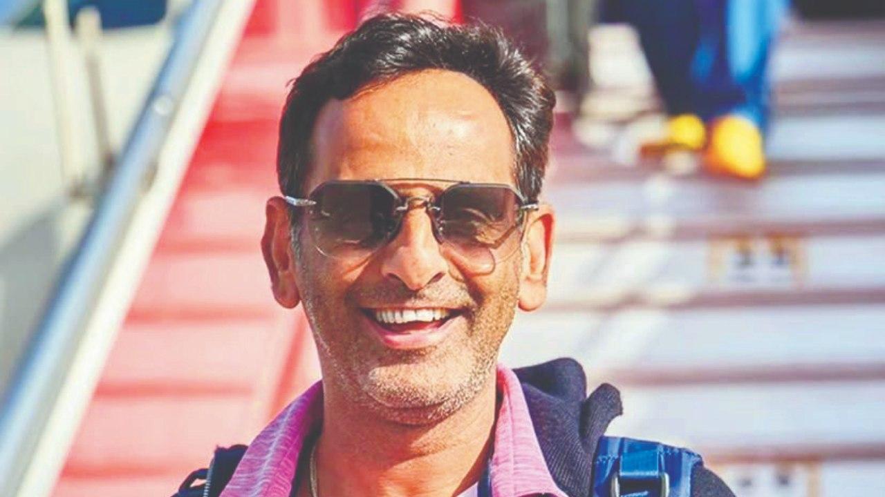 ડગઆઉટમાં મોબાઇલ ફોનનો ઉપયોગ કરનાર રાજસ્થાન રૉયલ્સના મૅનેજરને એક લાખનો દંડ