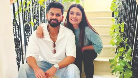 શ્રેયસ ઐયર અને તેની બહેન