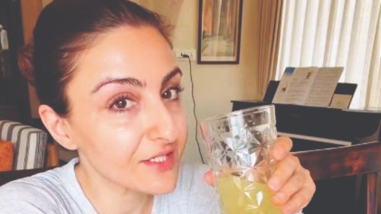 પેરિમેનોપૉઝની સમસ્યામાં રાહત મેળવવા  સોહા અલી ખાન નિયમિત પીએ છે ખાસ ડ્રિન્ક