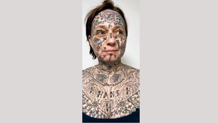 ૨૦૨૦થી ૨૦૨૧ દરમ્યાન બૉયફ્રેન્ડે જોકના શરીરને પોતાના નામથી ચીતરી નાખ્યું હતું.