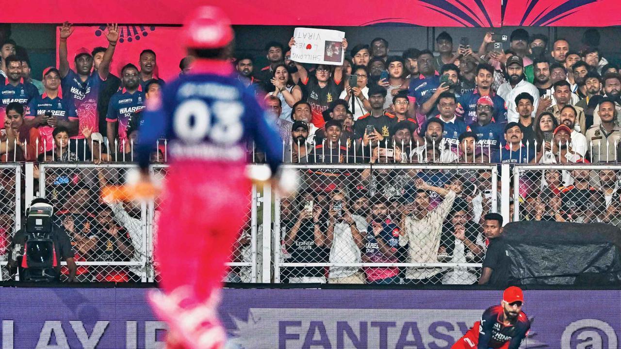 વિરાટ કોહલીએ બાઉન્ડરી પર કૅચ પકડીને વૈભવ સૂર્યવંશીની તોફાની ઇનિંગ્સ રોકી હતી.