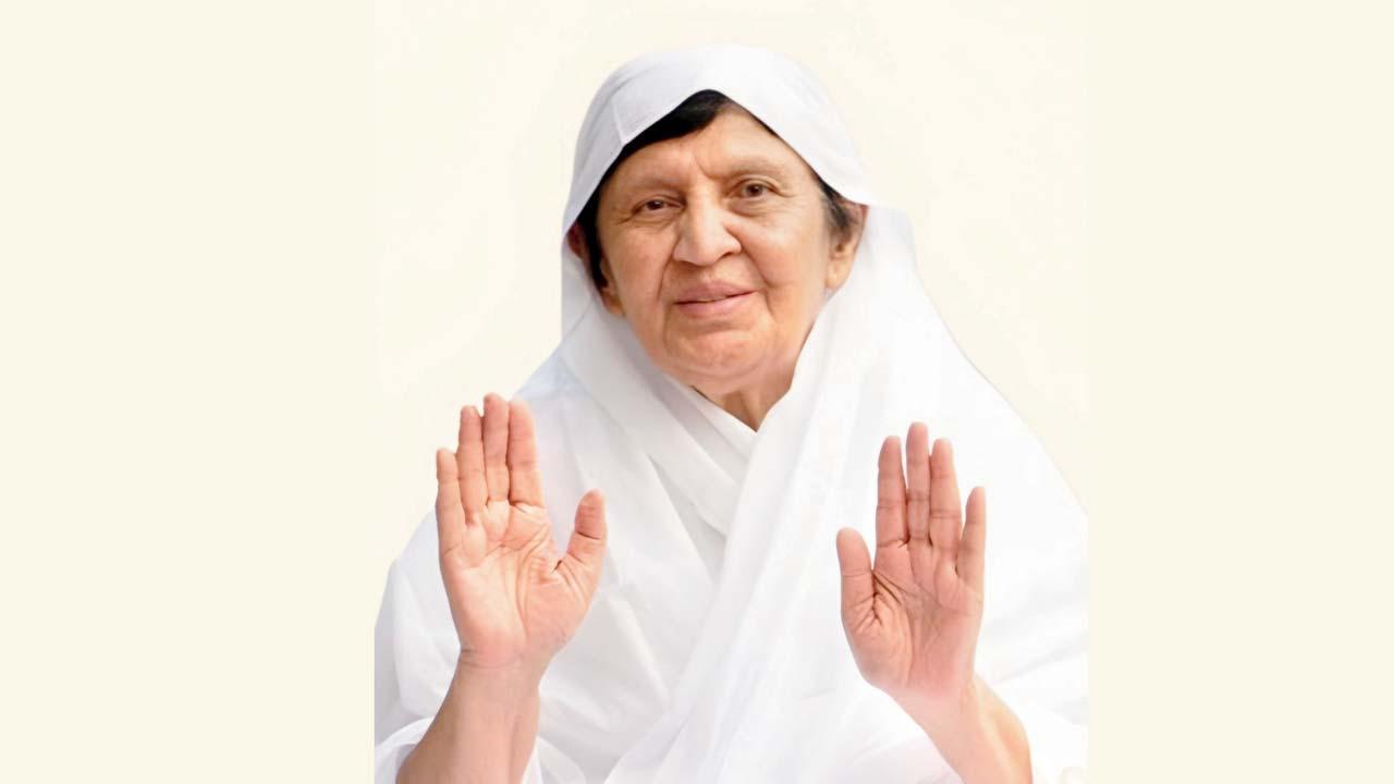 પરમ પૂજ્ય આચાર્યા શ્રી ચંદનાજી