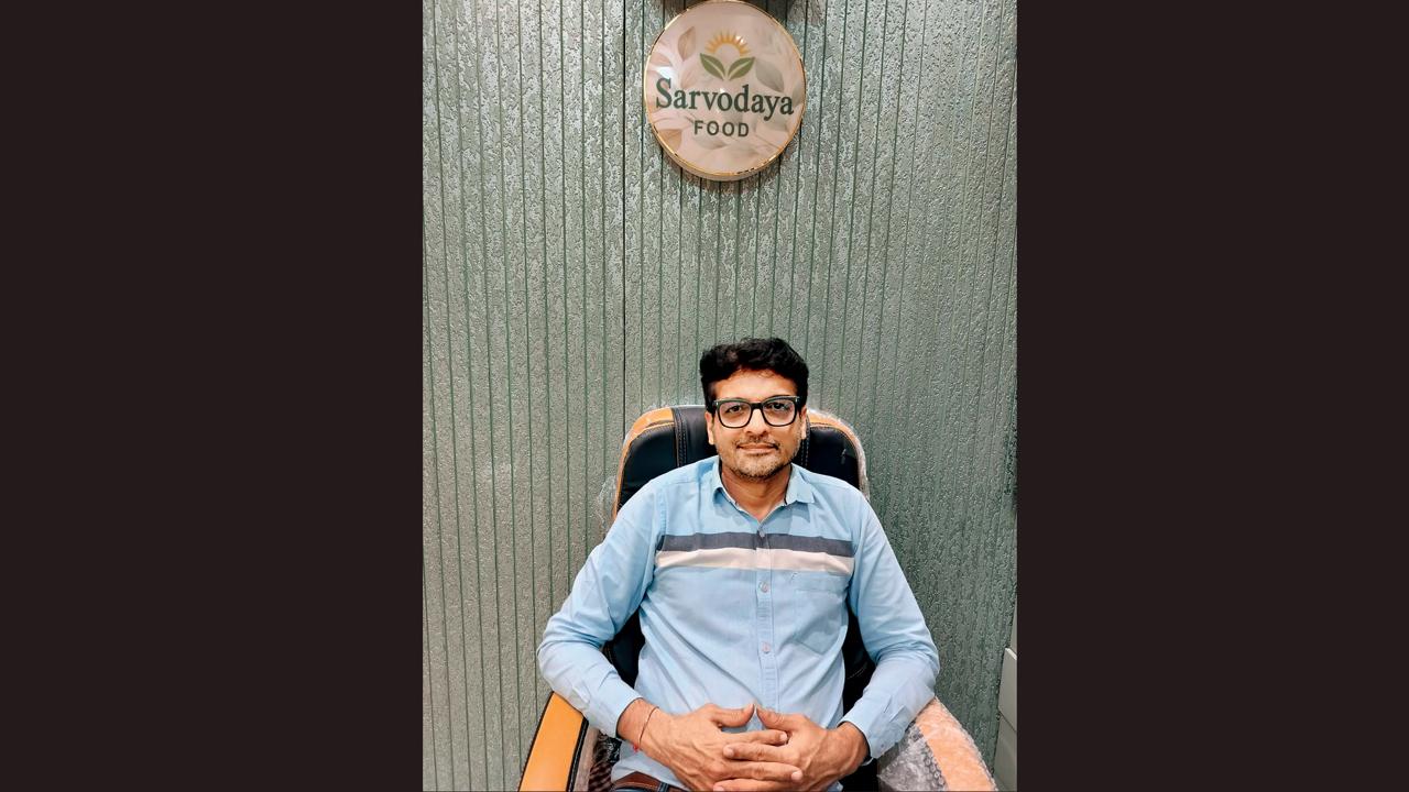 મનોજ ચરલા