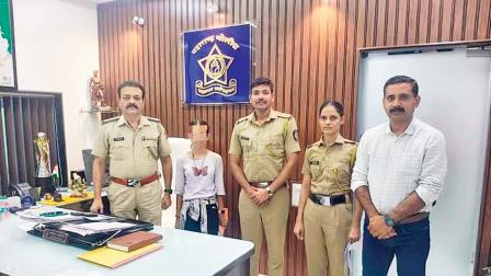 આરે પોલીસ-સ્ટેશનમાં મદદ માટે પહોંચેલી આસામની ટીનેજર.