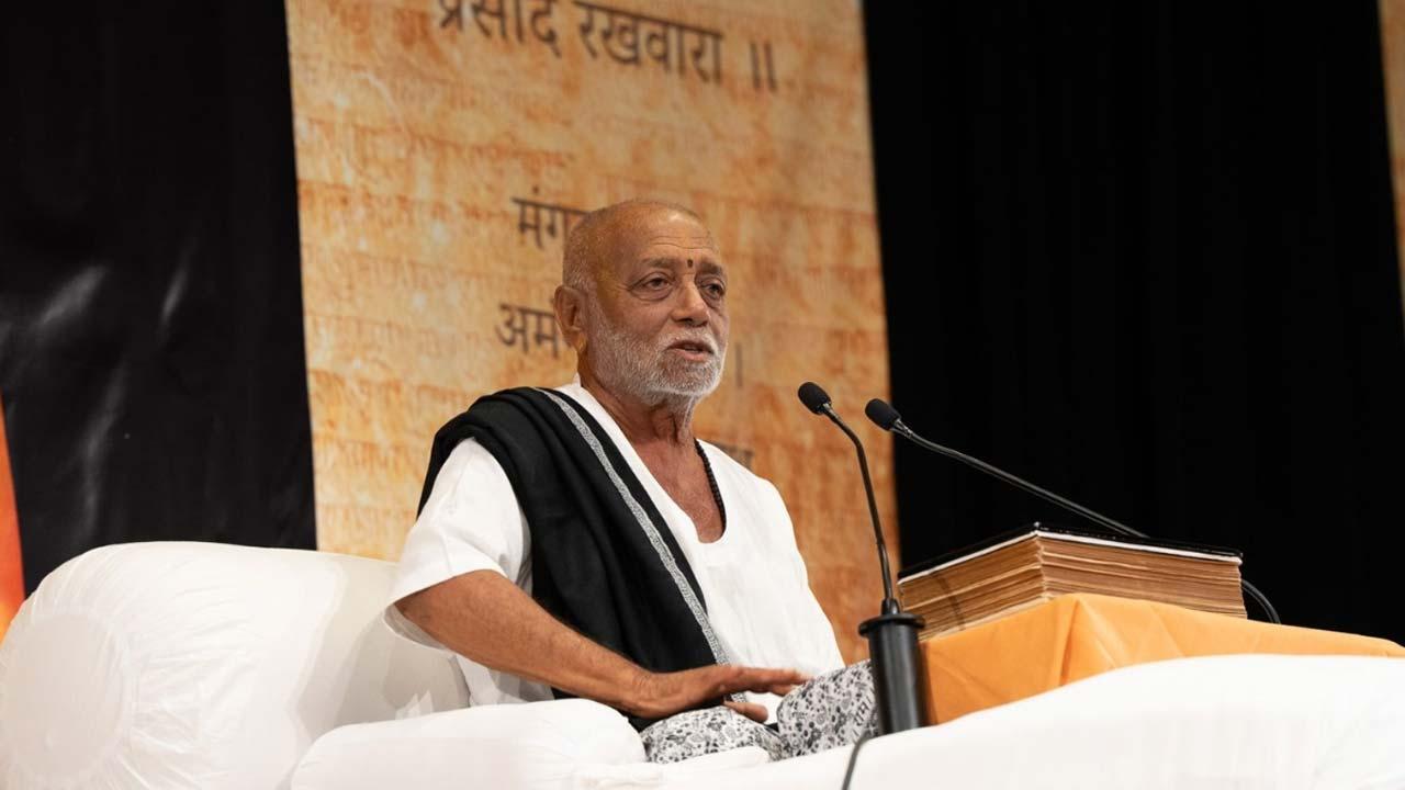 મોરારીબાપુ