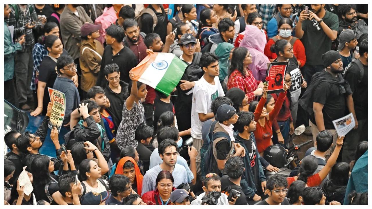 પ્રતીકાત્મક તસવીર