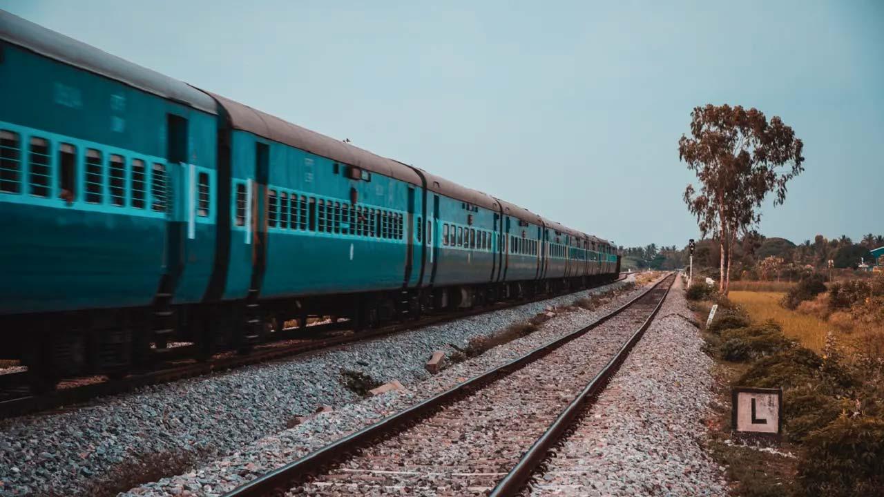 પ્રતીકાત્મક તસવીર