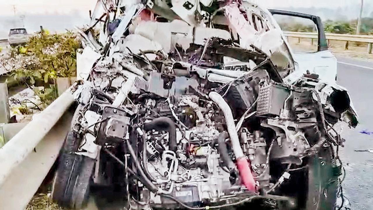 SUVના ફુરચેફુરચા ઊડી ગયા હતા