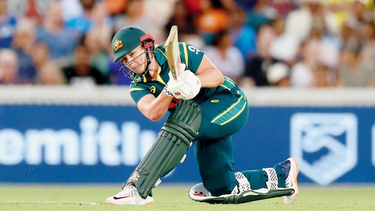 જ્યૉર્જિયા વૉલે ૫૭ બૉલમાં ૧૧ ફોર અને ૧ સિક્સની મદદથી ૮૮ રન ફટકાર્યા હતા.