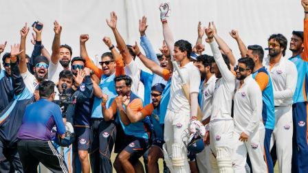 કમાલના કમબૅક બાદ ઐતિહાસિક જીત બાદ સેલિબ્રેટ કરી રહેલી જમ્મુ ઍન્ડ કાશ્મીરની ટીમ