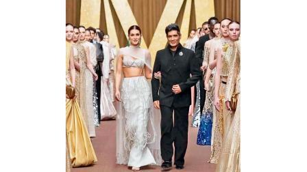 ક્રિતી સૅનન અને મનીષ મલ્હોત્રા