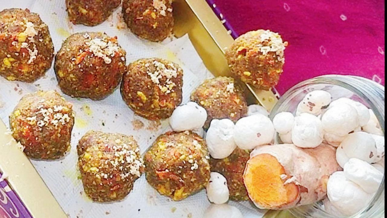 લીલી હળદરના લાડુ