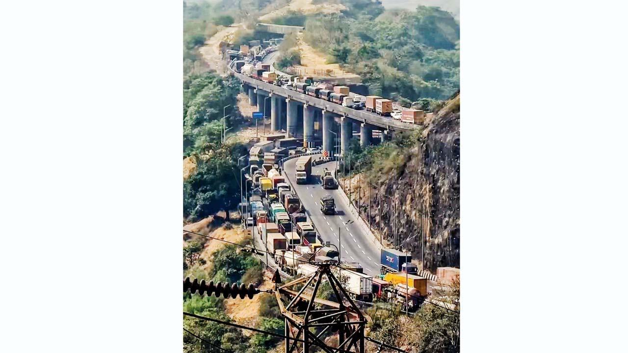 મુંબઈ-પુણે એક્સપ્રેસવે