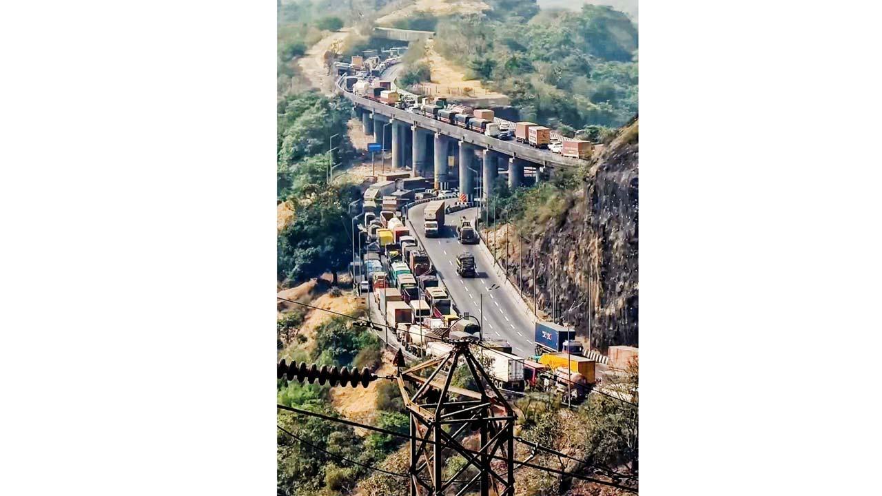 મુંબઈ-પુણે એક્સપ્રેસવે