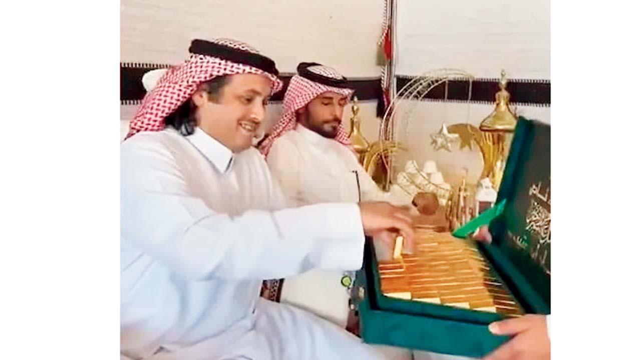 વાઇરલ વિડીયોમાંથી સ્ક્રીનશૉટ