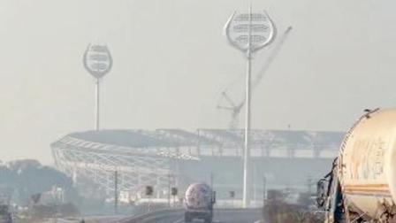 ત્રિશૂળ આકારની ફ્લડલાઇટ્સ