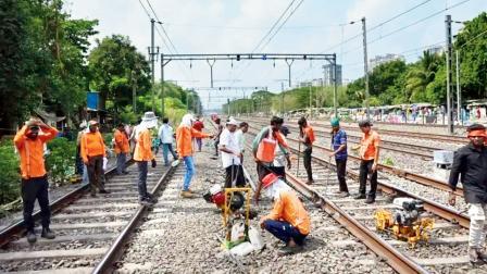 મૉન્સૂન પહેલાંની તૈયારીઓ વેસ્ટર્ન રેલવેએ શરૂ કરી દીધી