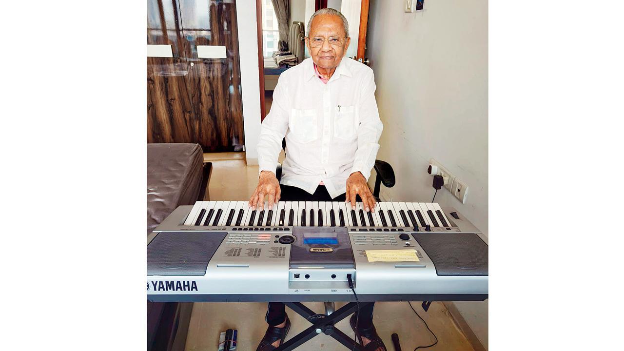 એડનમાં ધીરુભાઈ અંબાણી સાથે એક જ કંપનીમાં કામ કરી ચૂકેલા ભગવાનભાઈની શિસ્તબદ્ધ લાઇફ વિશે જાણીએ