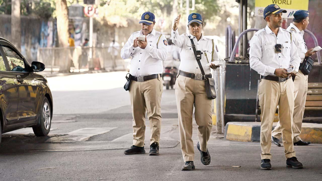 પ્રતીકાત્મક તસવીર