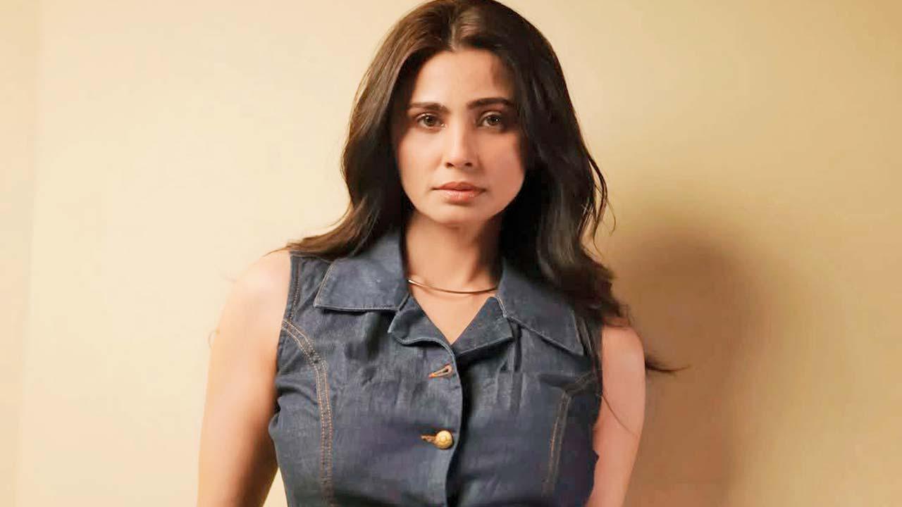 ડેઇઝી શાહ