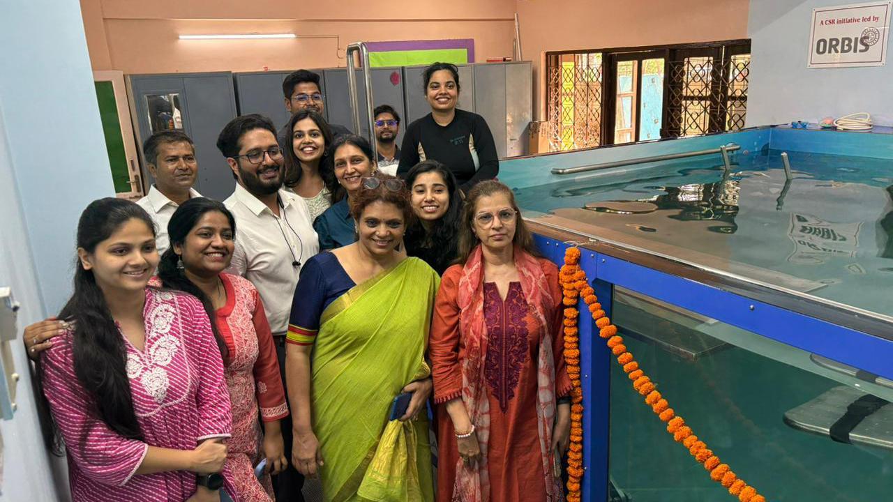 હાઇડ્રોથૅરેપી પહેલાં તબીબી તપાસ કરાવવી જરૂરી છે, કારણ કે પાણીમાં કોઈ ઍટેક અથવા ચેપ જેવી સમસ્યાઓ થઈ શકે છે.