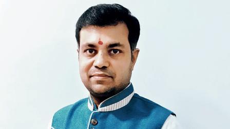 હિરેન હરિયા મુલુંડની એન્જિનિયરિંગ ફર્મમાં મૅનેજર તરીકે કાર્યરત છે