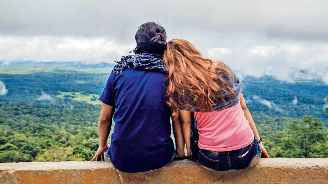 પ્રતીકાત્મક તસવીર (સૌજન્ય: મિડ-ડે)