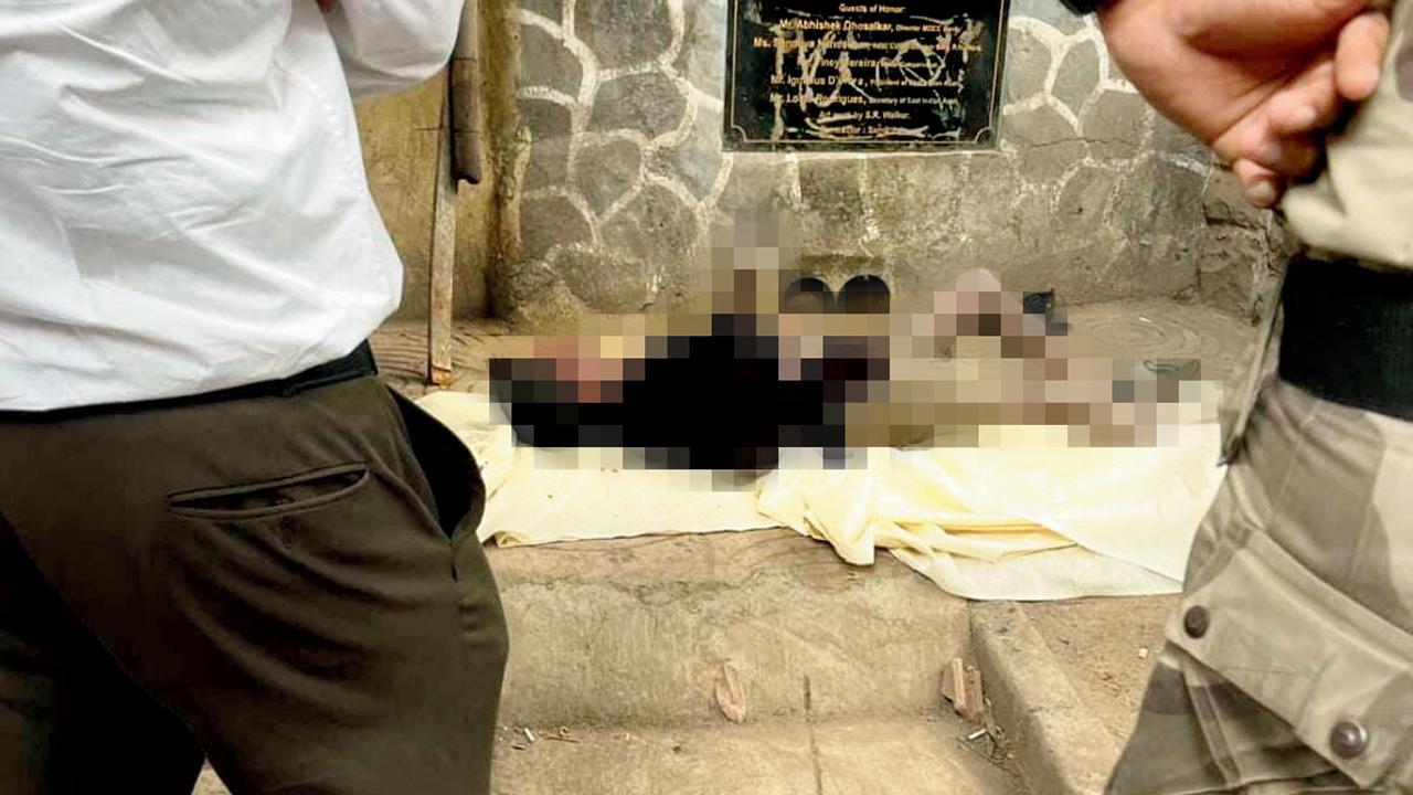 હાલ મૃતદેહને પોસ્ટમૉર્ટમ માટે મોકલવામાં આવ્યો છે