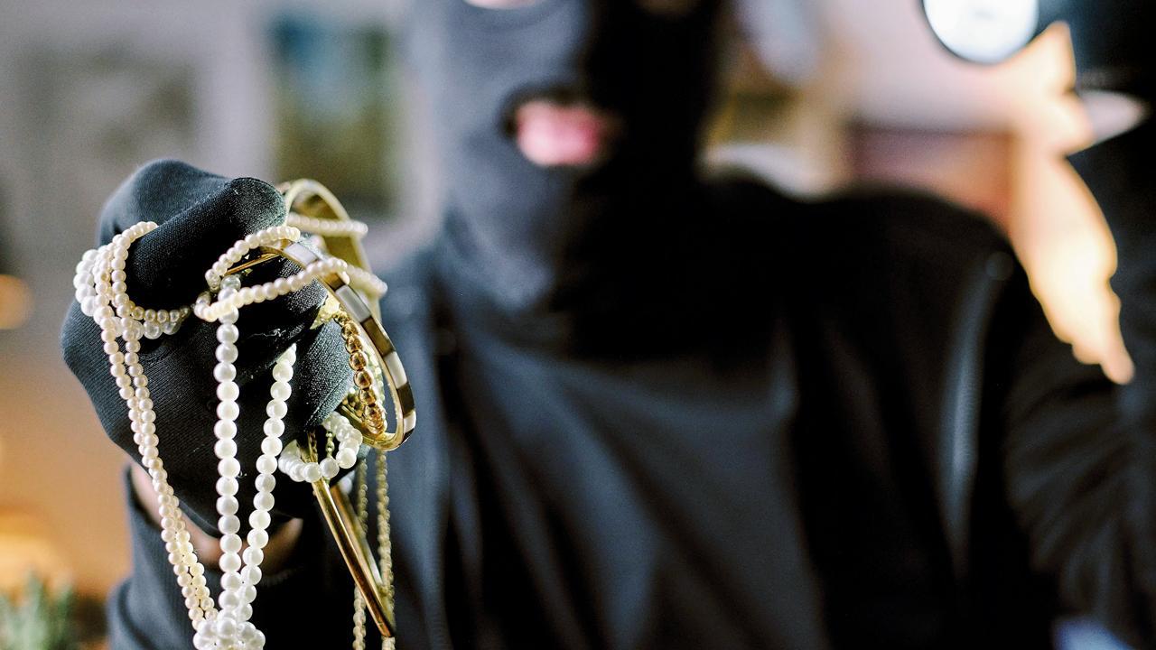 પ્રતીકાત્મક તસવીર