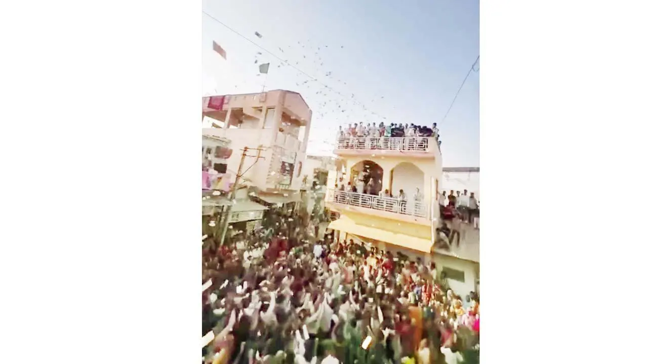 વાઇરલ વિડીયોમાંથી સ્ક્રીનશૉટ