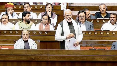 ગઈકાલે રાજ્યસભામાં બોલતા નરેન્દ્ર મોદી.