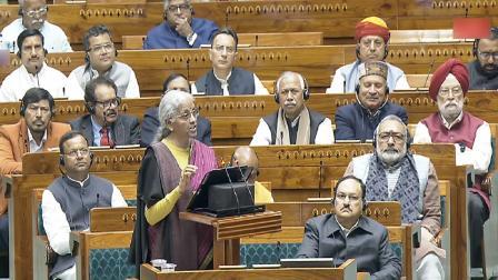 નિર્મલા સીતારમણ (મિડ-ડે)