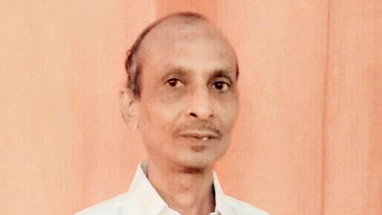 રાજેશ પંડ્યા ટીચર્સ ડેમોક્રેટિક ફ્રન્ટના પ્રવક્તા અને રેલવે પ્રવાસી મહાસંઘના ઉપાધ્યક્ષ છે. રાજેશભાઈ સક્રિય સામાજિક કાર્યકર પણ છે.