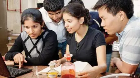 પ્રતીકાત્મક તસવીર